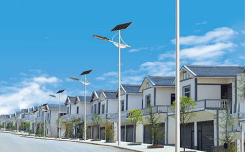 贡觉太阳能路灯配置与在乡村道路照明中的应用